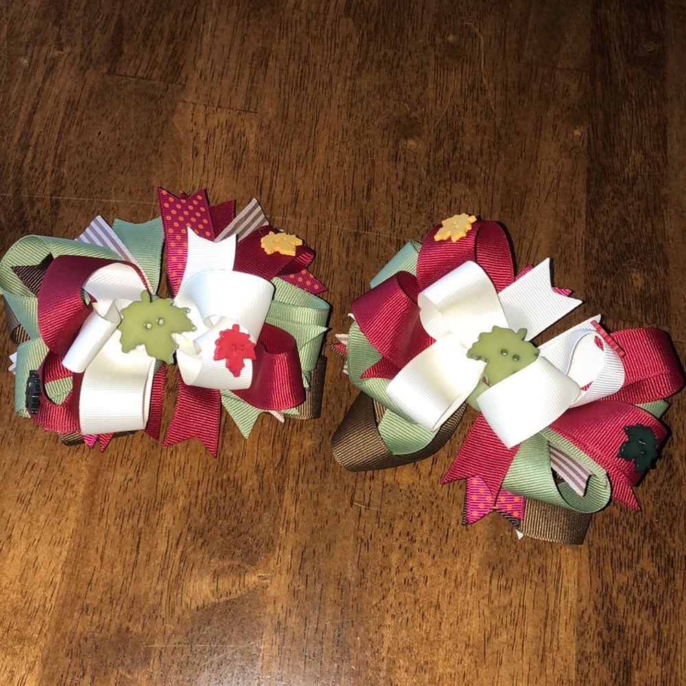Girls 🍁Autumn Leaves 🍁Custom Made Hair Bows